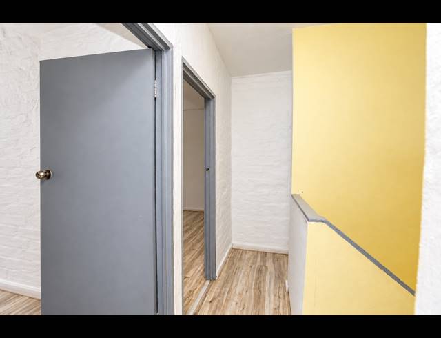 3 BEDROOM APARTMENT FOR SALE IN ESSENWOOD